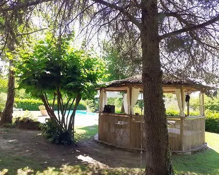 Tuscan Hills - Stonehouse, Garden & Pool Semesterbostad