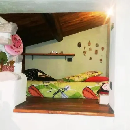 Semesterbostad Tuscan Hills - Stonehouse, Garden & Pool Vicchio