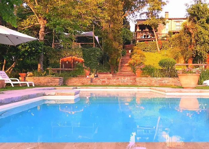 Feriehus Tuscan Hills - Stonehouse, Garden & Pool