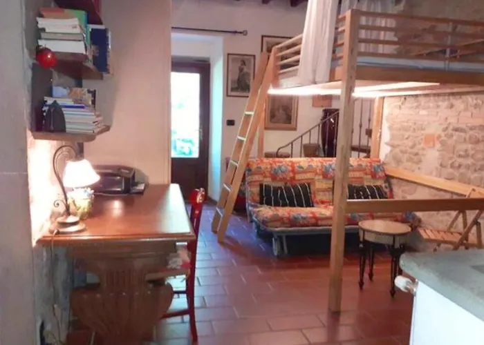 Feriehus Tuscan Hills - Stonehouse, Garden & Pool Vicchio
